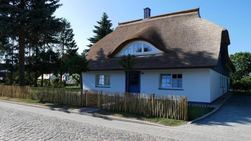 Kapitaenshaus Kammer ボルン エクステリア 写真